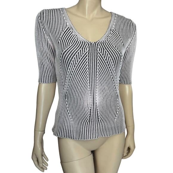 Carven Sweater Top Made in Italy 100% Cotton Size Large Short Sleeves V-Neckline - Picture 1 of 10